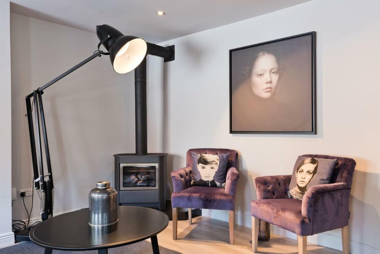 The Edge Suite - Hiphipstay Dublin Buitenkant foto
